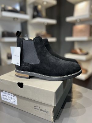CLARKS_SIGNATURE BLACK 100% GENIUNE SUEDE LEATHER 