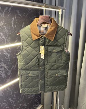 Burberr_y Reversible Sleeveless Puffer Jacket (OLIVE)