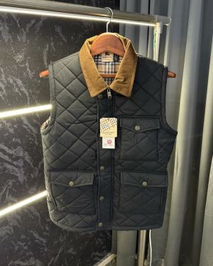 Burberr_y Reversible Sleeveless Puffer Jacket (Black) 
