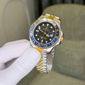 Rolex_GMT_Series_II_101