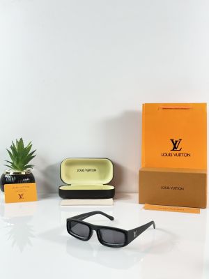 Louis_Vuitton_6190_Black