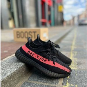 Adida.s yeezy 350 v2 red NO KIT