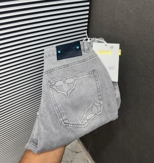 _LOUIS_VUITTON_100%_IMPORTED_LATEST_STORE_ARTICLE_VERY_PREMIUM_JEANS_520