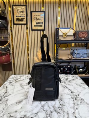 Calvin_Klein CK Jeans Compact Crossbody Bag (C7146)