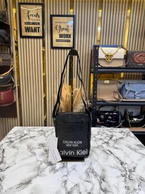 Calvin_Klein Signature NY Logo Messenger Bag (5036)