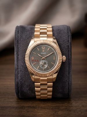 Role_x Oyster Perpetual Rose Gold Grey 225