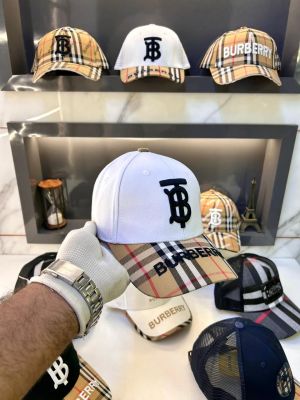 Burberr y White Embroidery Logo Premium Cap F3489-A1