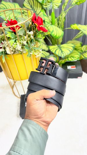 TOMM_Y HILFIGER PREMIUM QUALITY IMP REVERSEABLE BELT WITH OG BOX
