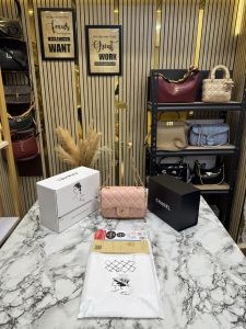 Chane_l Quilted Classic Flap Mini Bag with Og Double box And Dust Bag (6612-pink)