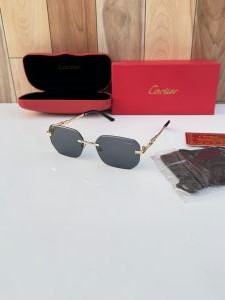 Cartier_823_gold_black