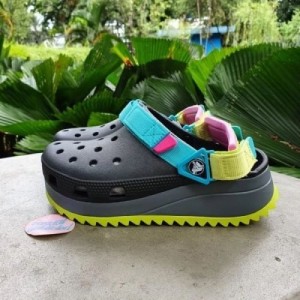 S classic hiker clogs blackyellow
