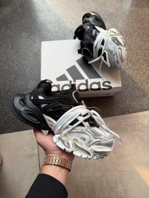 Adida.s XLG Runner Deluxe in White Black