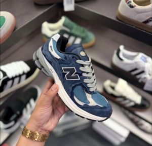 New Balanc e 2002R Denim Blue
