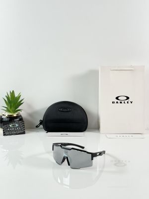 Oakley_9965_Black_Silver_Mercury