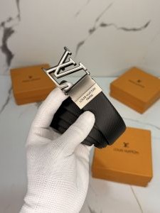 Loui_s Vuitton silver buccal reversible belt L-002 with og box