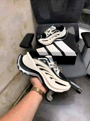 Adidass vento XLG MTW 324