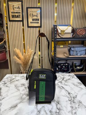 Emporio Arman_i VoltStripe Crossbody Side Bag (9532)