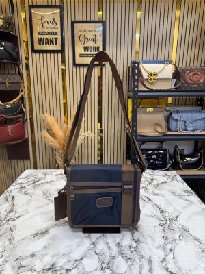 TUMI Alpha Hudson Voyager Crossbody Side Bag Navy (T25501)