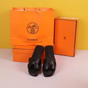 Herme_Paris_Oran_High_End_Premium_Flats_With_OG_Box_&_Carry_Bag_(Black-1121)