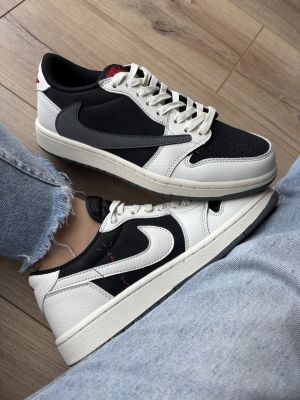 NIK EE AIR JORDAN 1 LOW X TRAVIS SCOTT GREY FOG
