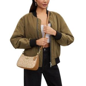 Coach_Teri_Apricot_Caramel_Shoulder_Bag_With_OG_Box_Dust_Cover_Apricot_Carmel_Ct