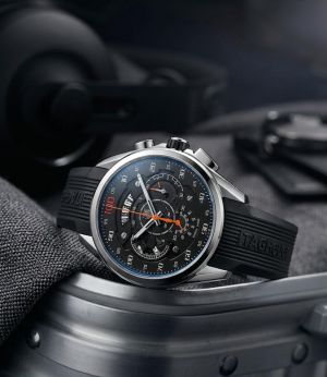 Tag Heue_r Mercedes-Benz SLS 