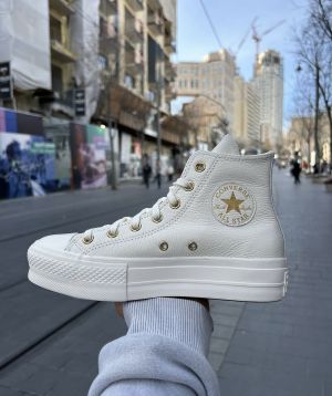 Convers.e chuck taylor high top platform 