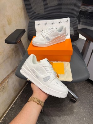 Loui s Vuitton Lv Trainer Leather White Sneakers