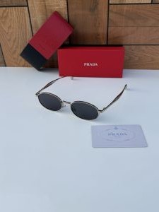 Prada_58225_silver_black