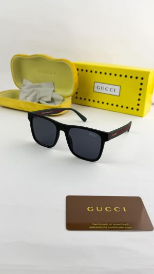 Gucci_gun_black_2051