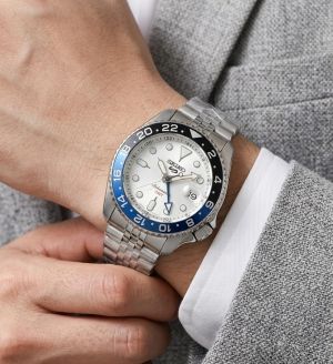 Seiko 5 Sports GMT