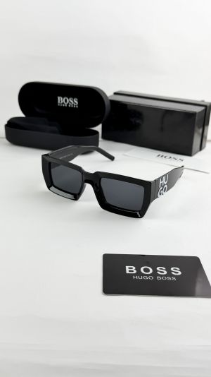 Boss black saying Balck 1310