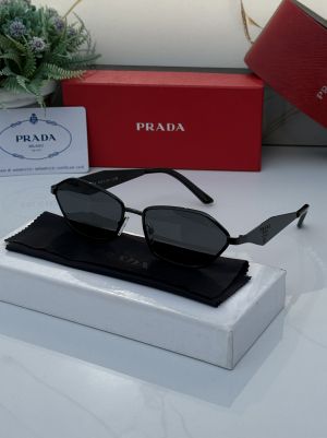 Prada_25073_Full_Black