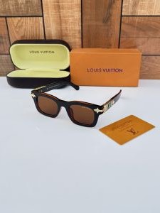 Louis_vuitton_1126_brown_gold