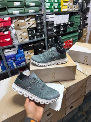 O n Cloud 6 Coast Olive White