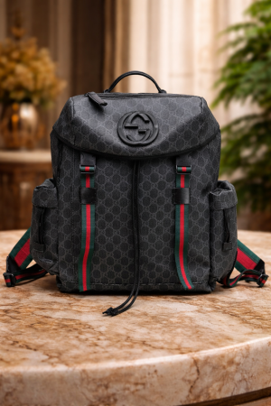 Gucci_Hudson_Backpack_In_Blocked_Signature_Canvas2011