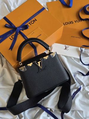 Louis_Vuitton_ Capucines BB handbag in white Taurillon leather gold-tone hardware Bag with box premium quality