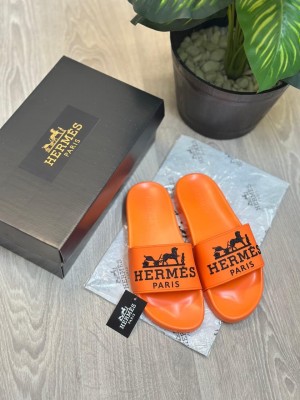 herme s paris embossed logo pool slides