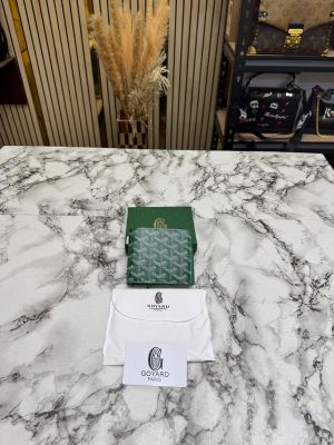 Goyar_d Signature Chevron Compact Wallet With Box And Dust Bag (Green)