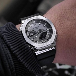 Casio g shock ga2100