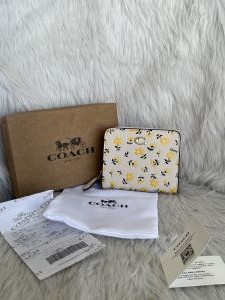Coach_Billfold_Coded_Floral_Wallet_With_OriginalBox_DustCover_Premium