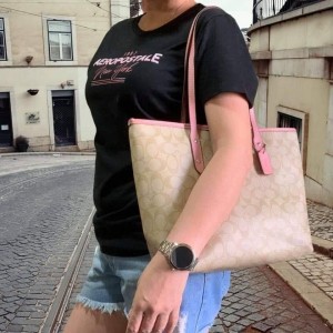 coach_Hutton_tote_bag_withbox_1876