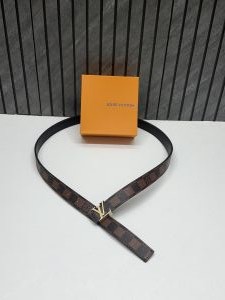 Louis_Vuitton_41_Brown-Gold_Grid_Womans_Belt_With_originalBox_DustCover
