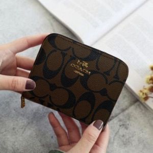 Coah_small zip around wallet with box