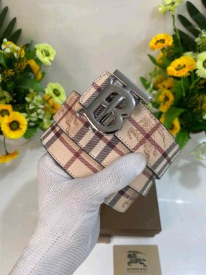 BURRBER_Y PREMIUM BELT QUALITY WID OG BOX DUST BAG & CARD 238