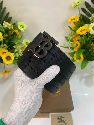 BURRBER_Y PREMIUM BELT QUALITY WID OG BOX DUST BAG & CARD 240
