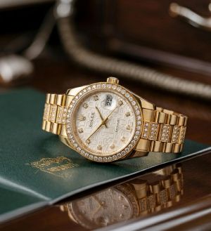 Role_x Date just 31 In 18k Yellow Gold 