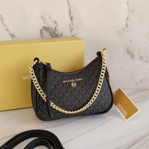 Michael_Kors_Jet Set Charm Small Logo Pochette Bag ( Box Dust Bag) 5132