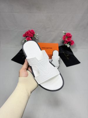 _LOUIS_VUITTON_OASIS_MULE_WHITE