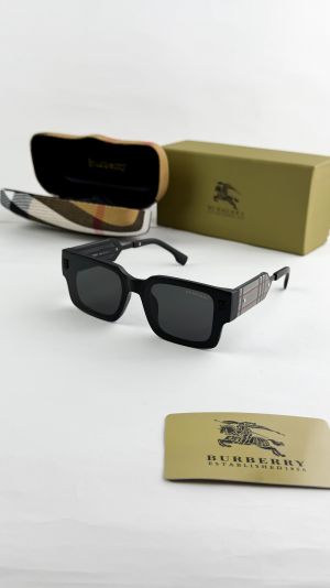 Burberry_black_98411